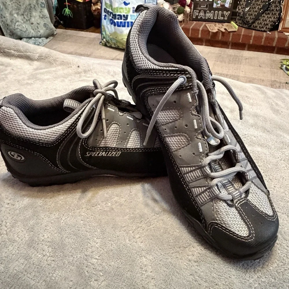 Specialized MTB Cycling Shoes EU 39 Women's 8.5 SPD Clipless‎ Mountain